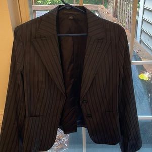 Preowned/final sale jacket
